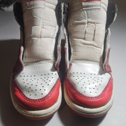 Jordan 1 Retro High OG x Spider-Man Across The Spiderverse Size 13c