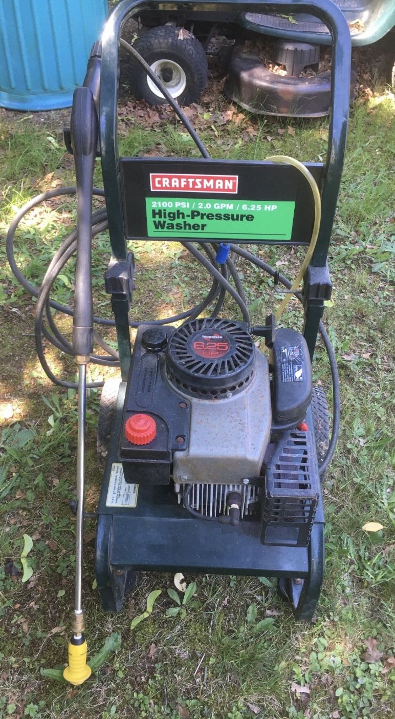 Craftsman Gas Pressure Washer 2100 PSI With Wand & Hose