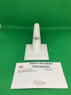 10KT White Gold Diamond Ring
