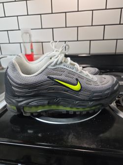 9.5 Nike t2.5