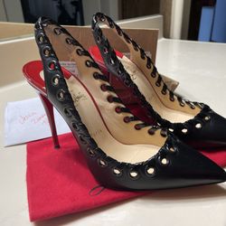 Christian Louboutin Ostri Sling 100