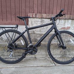 Cannondale Hybrid Commuter Bike 