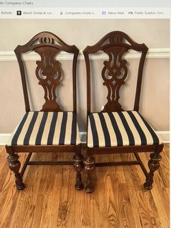 Chippendale-Style Dining Chairs Crafted from Mahogany