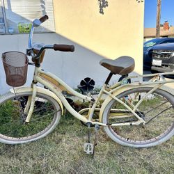 Huffy Beach Cruiser for sale 