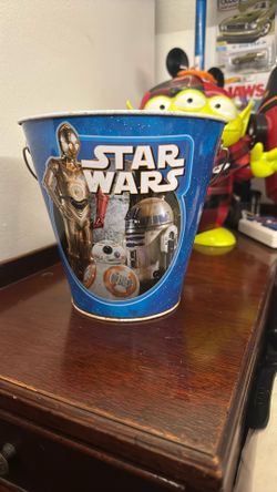 Star Wars: The Force Awakens metal popcorn bucket/pail. 