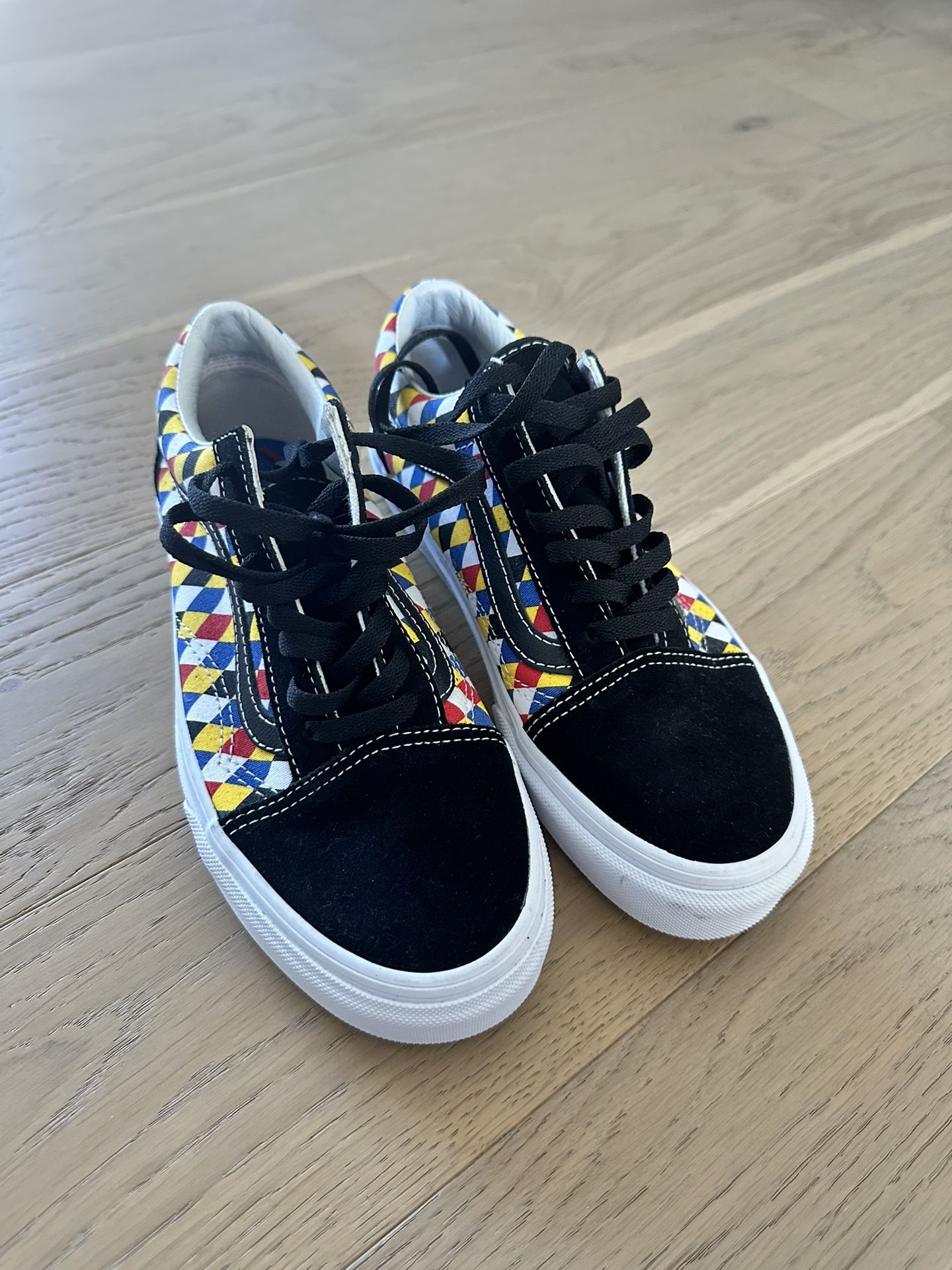 Brand New Vans Old Skool Special Edition