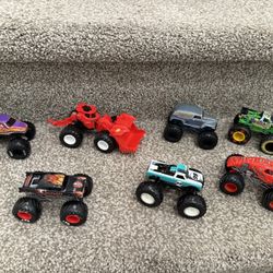 7 Hot Wheels Monster Truck 