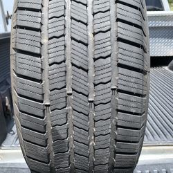 1 michelin XLT A/s tire 265/60/18 