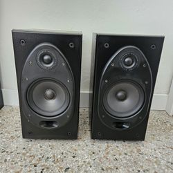 Polk Audio RT35 Bookshelf Speakers