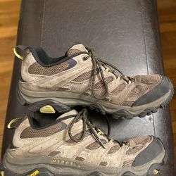 Merrell Hiking Shoes Size 13