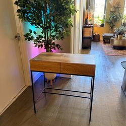 LIKE NEW wood desk w/drawers