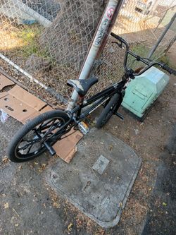 Mongoose bike what is it going at the other side