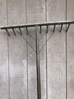 Antique Woden hay rake