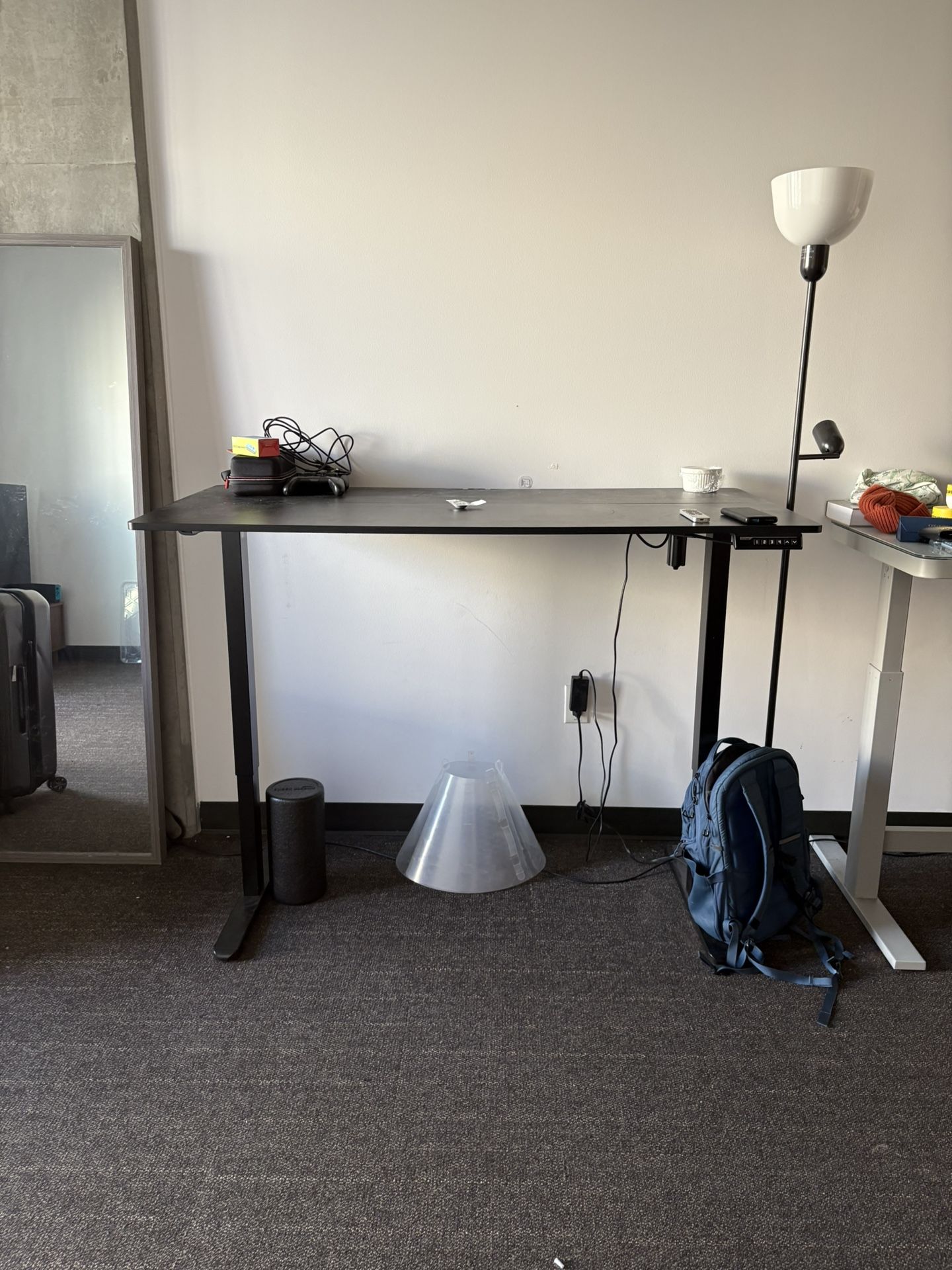 Standing desk