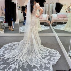 REDUCED! Stunning Brand New Martina Liana Wedding Gown