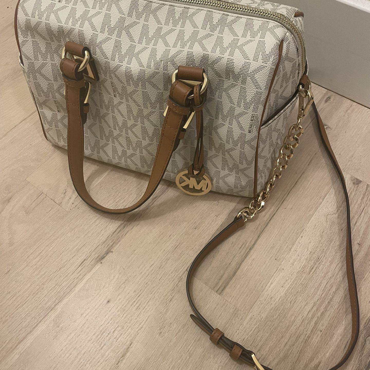 Michael Kors MK purse