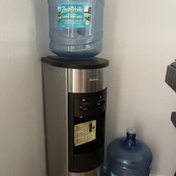 Water Dispenser