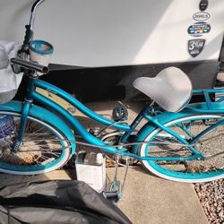 Huffy Women's Deluxe Road Bicycle