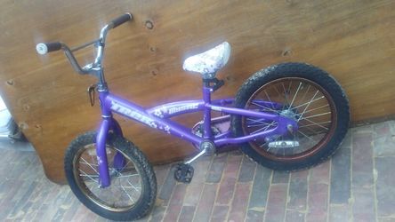 Girls bike