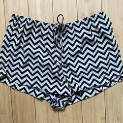 Charlotte Russe women’s shorts size L