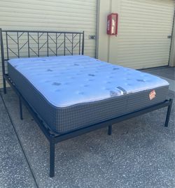 Queen Bed Black Queen Bedframe Queen Mattress