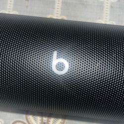 Beats Pill 