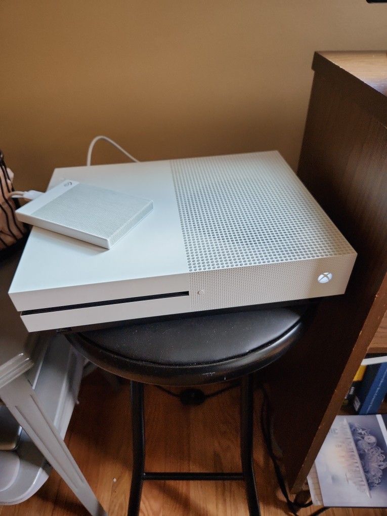 Xbox One S