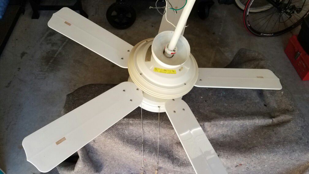 Ceiling Fan - indoor/outdoor Hunter Mariner 52 inch