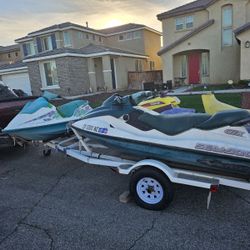 3 Jetski And Trailer Ran Before Parked