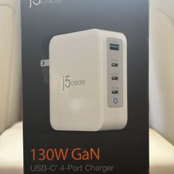 J5 130w 4 Port Charger 