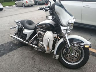 Harley-Davidson (Sell or Trade) Electra Ultra Classic Motorcycle one owner clean title runs great