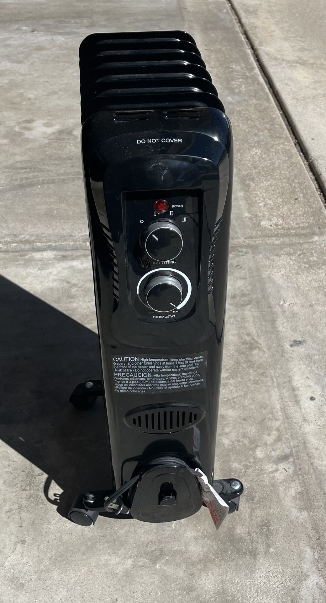 Heater - Mainstays HO-0270B Oil-Filled Electric Radiant Space Heater with Adjustable Thermostat
