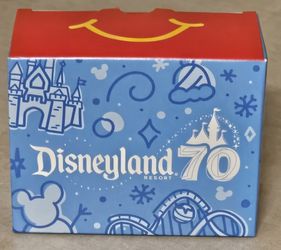 McDonald's Disneyland 70th Box #18, Dumbo and Alien