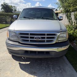 Silver Ford F150 V8