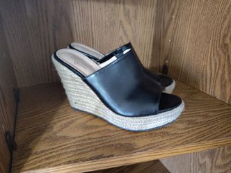 Woman's wedges