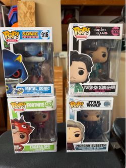 4 Funko pops- Fortnite, squid games, Star Wars and sonic