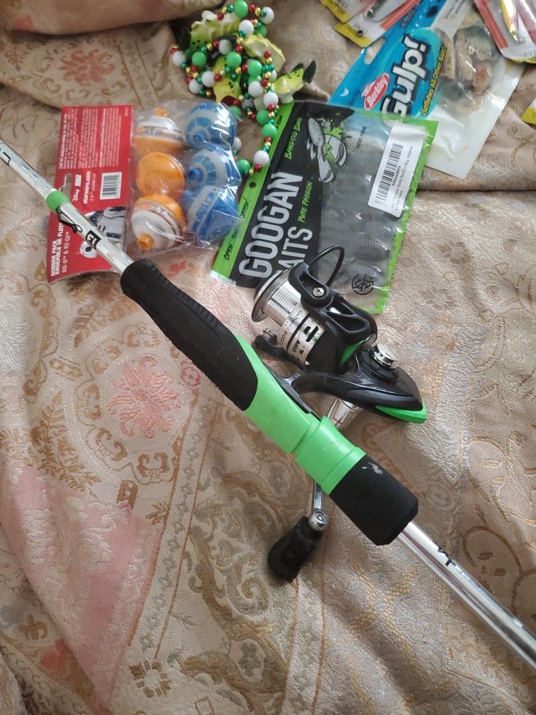 Fishing Set With bait and bobbers and CODE CHROME Fishing Pole