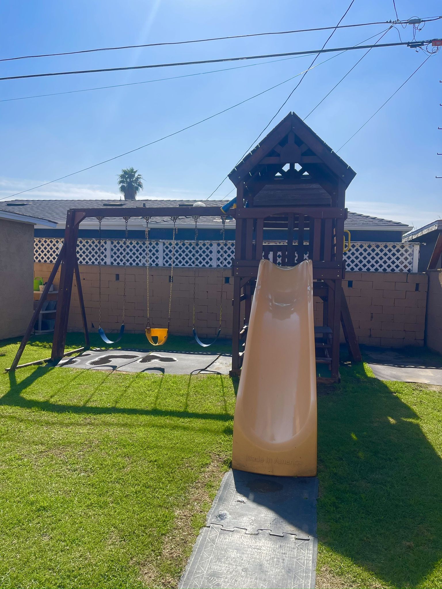 OUTDOOR DELUXE PLAYSET and SWING