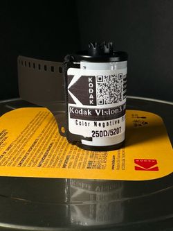 Kodak 5207 250D AHU 35mm 36exp film