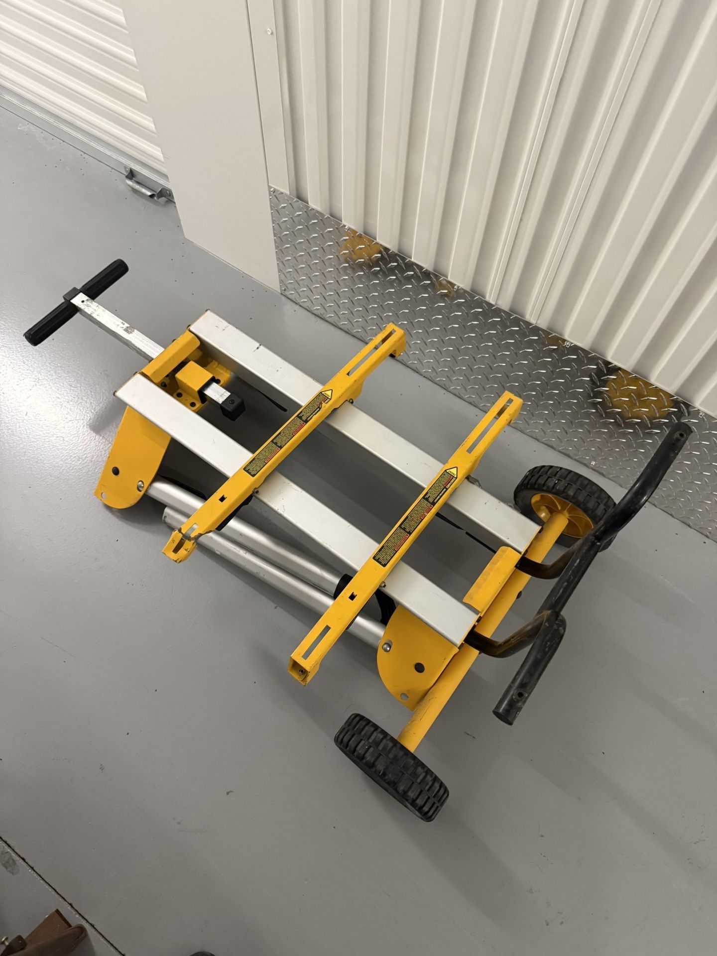 DeWalt Heavy Duty Rolling Table Saw Stand
