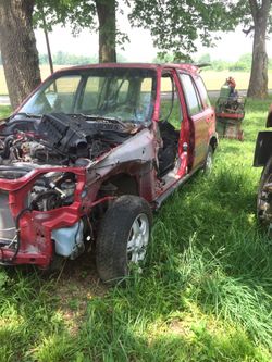 97 Honda CR-V both rear doors / rear hatch n tail gate