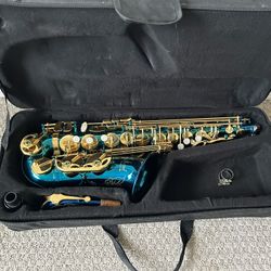 Mint Condition Slade alto Saxaphone