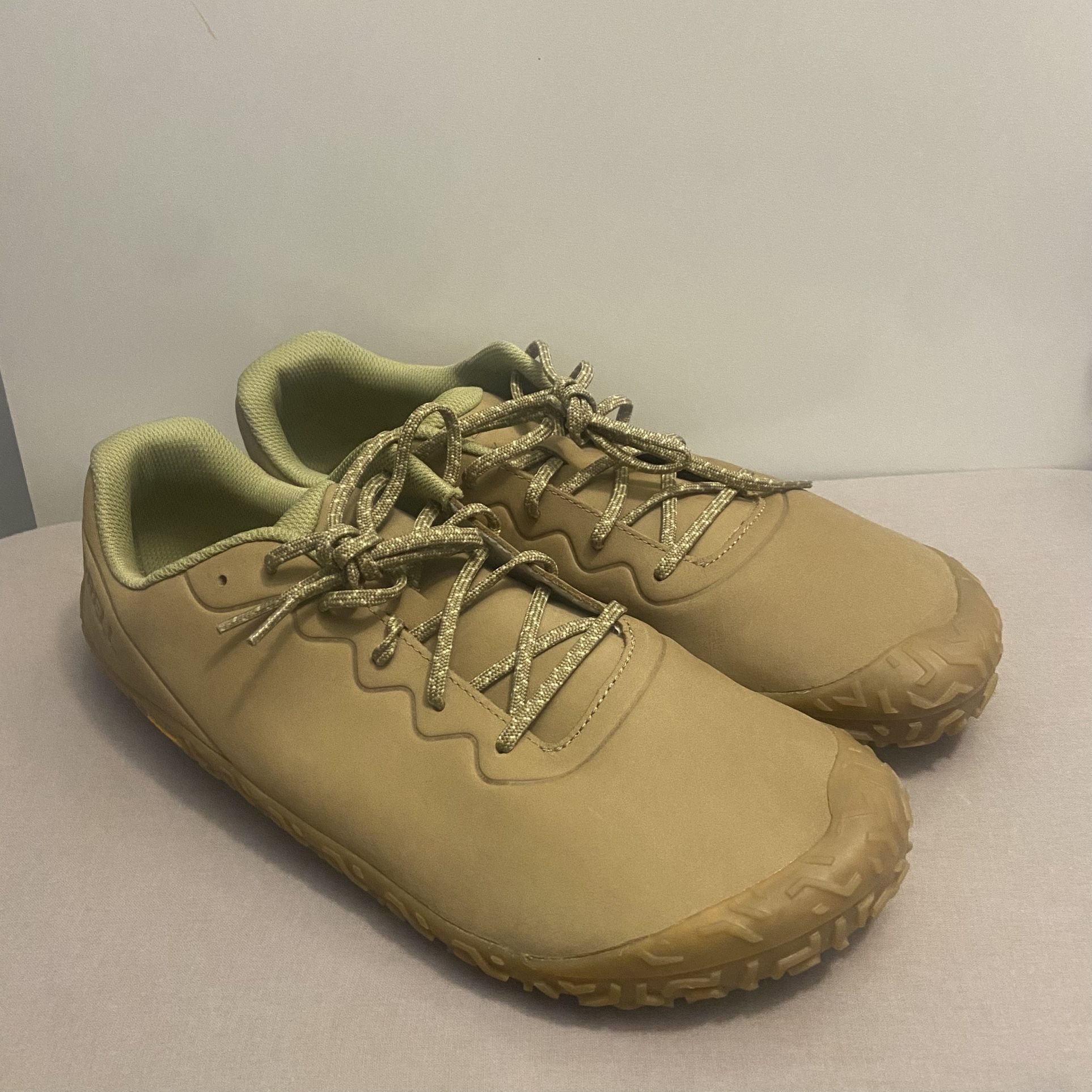 Merrell Vapor Glove 6 LTR (leather) barefoot shoes in the coyote color Men’s 14