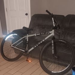 Street Bike Co 29 Inch Bmx (🚨No Trades Looking For Cash🚨)