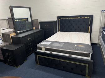 Black and gold queen 4pc bedroom set