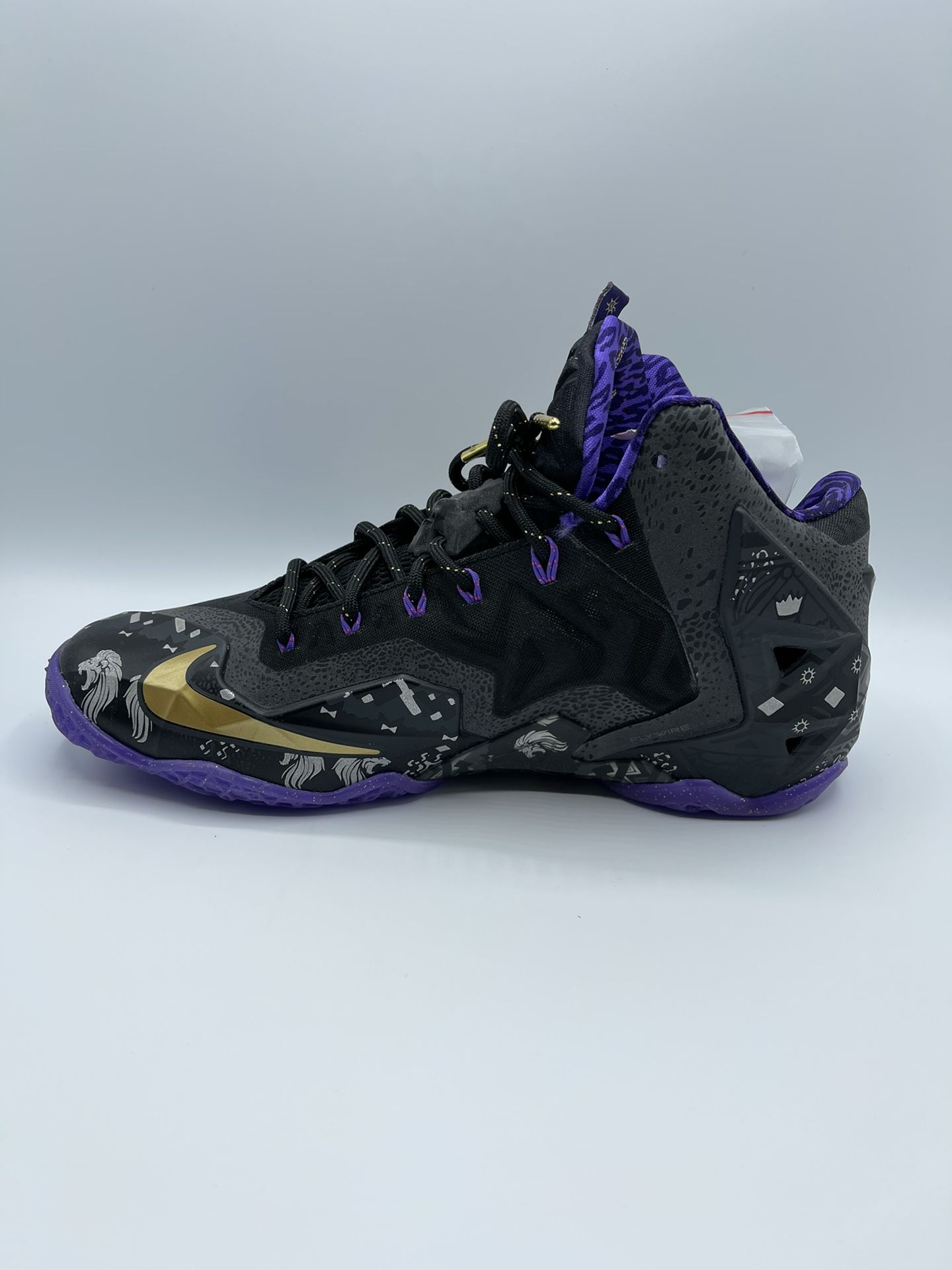 LeBron XI “BHM” | 100% Authentic | Mens Size 10