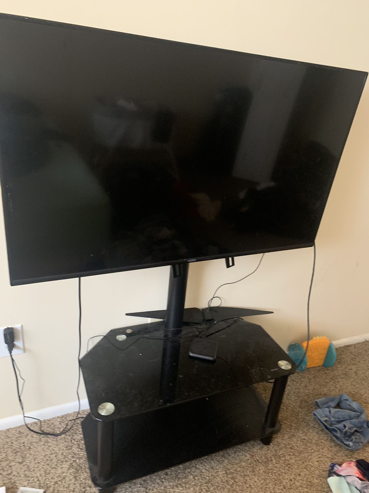 55inch Tv With Stand Include 