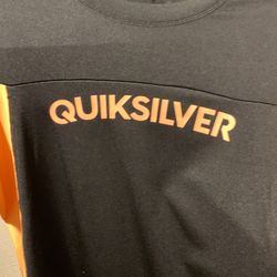 QuickSilver Size 8 $ 5.00