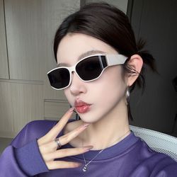 Retro high-end curved screen design cat’s eye black frame sunglasses women‘s anti-UV square round face sunglasses
