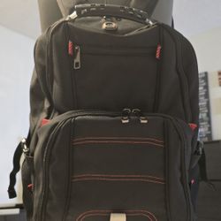 LAPTOP COMPUTER BACKPACK